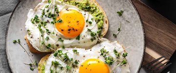 Avocado Toast with Egg
