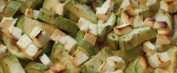 Baked Chicken with Zucchini and Feta