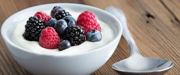 Yogurt & Berries