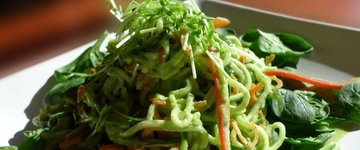 Zucchini Pad Thai With Citrus Ginger Dressing