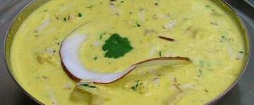 Creamy Vegetable Korma with Almonds
