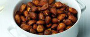 Spicy keto roasted nuts
