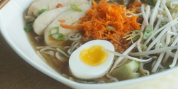 Gluten Free Pasta Ramen Noodles with Chicken
