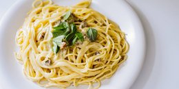 Creamy Vegan Carbonara with Shiitake Bacon