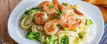 Shrimp and Broccoli Alfredo