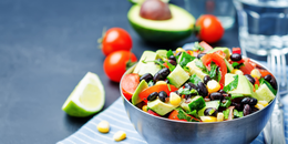 Tomato, Avocado and Black Bean Green Salad