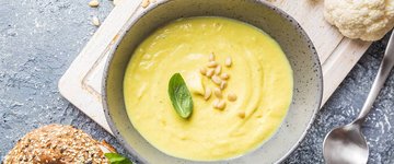 Almond Cauliflower Chilled Soup