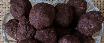 Chocolate Hazelnut Bliss Balls