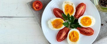 Hard Boiled Egg & Grape Tomatoes