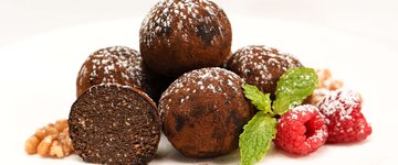 Overnight Vegan Raspberry Truffles