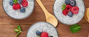 Overnight Chia Pudding + Berries