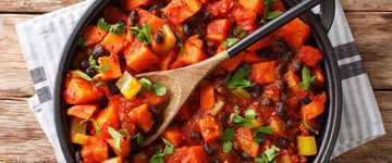 Slow Cooker Chili with Sweet Potato