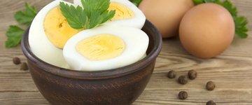 2 Hard Boiled Eggs