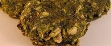 Heart Healthy Spinach Dog Cookies