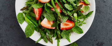 Berry Asparagus Salad with Tahini Dressing