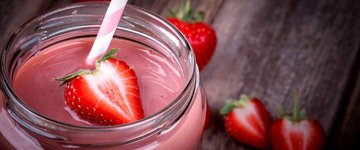 Hiwi's Oats and Berry Smoothie