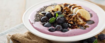 Blueberry-Avocado Smoothie Bowl