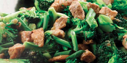 Stir-fried Pork & Broccoli w/ Garlic-Ginger Sauce