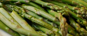Microwave Steamed Asparagus and Green Beans