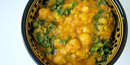 COCONUT CURRY LENTIL BOWL WITH CHICKPEAS AND KALE