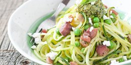 Courgetti Noodles with Pesto, Peas and Pancetta