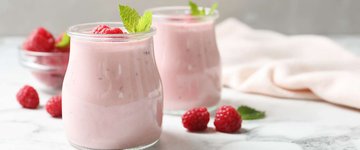 Raspberry Maca Smoothie