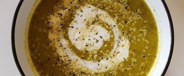 'Cream' of Broccoli & Kale Detox Soup - AIP