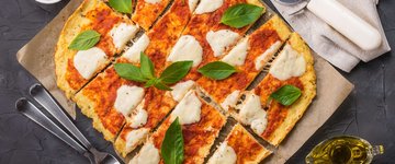 Low Carb Cauliflower Pizza Crust