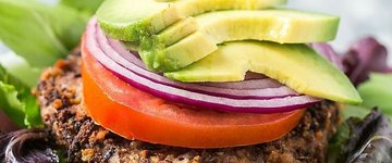 5-Ingredient Black Bean Quinoa Burgers