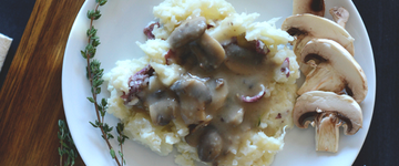Cauliflower Mashed Potatoes with Mushroom Gravy