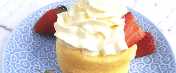 Keto Microwave Vanilla Cake