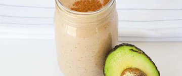 Avocado, Cacao, Chia Seed Smoothie!