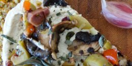 Green Olive and Mushroom Pizza