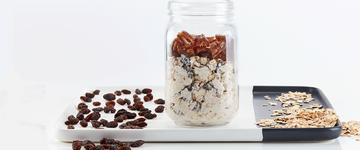 Oatmeal, Raisin & Date Overnight Oats