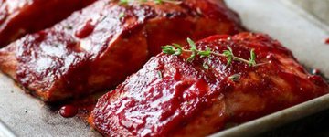Paleo Raspberry Balsamic Glazed Salmon