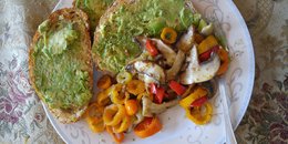 Greek Feta Mushroom & Sweet Pepper Stir-Fry 