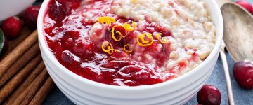 Warm Cranberry Oatmeal Mason Jar