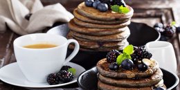 Vegan Oatmeal Blueberry Pancakes