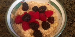 Banana Berry Oatmeal