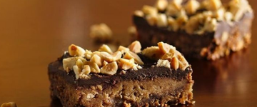 High-Protein Chocolate Peanut Butter Snack Bars