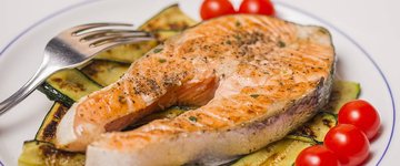 One Pan Lemon Herb Salmon & Zucchini (Bariatric)