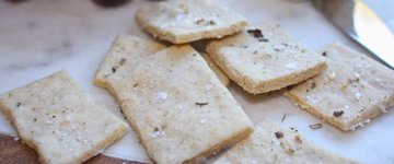 Oat Crackers with Sesame, Oregano & Sage