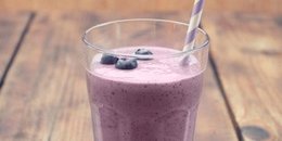 Violet Vanilla Protein Smoothie
