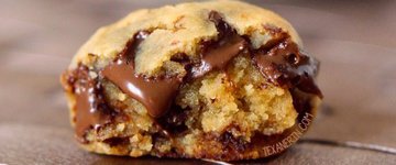PB Chocolate Chip Chickpea Cookie Dough Bites