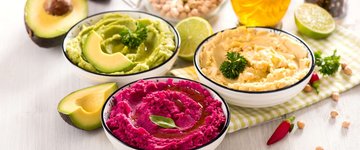 Roasted Garlic White Bean Dip