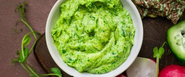 Fresh Pea Hummus