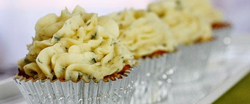 Meatloaf Cupcakes with Mashed Potato Fr.. ( Copy )