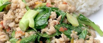 EASY chicken with Greens, Rice and Beans Stir Up