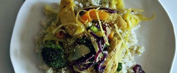 Paleo Chicken Stir Fry with Cauliflower Rice
