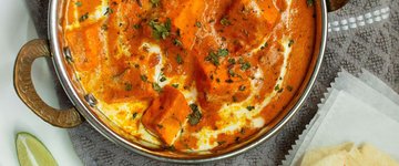 Sütőtök curry quinoával, tojással